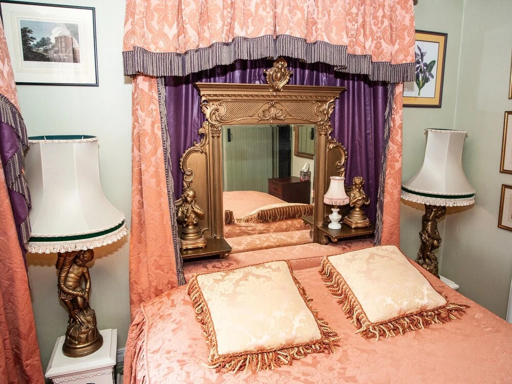 Dorrington Court