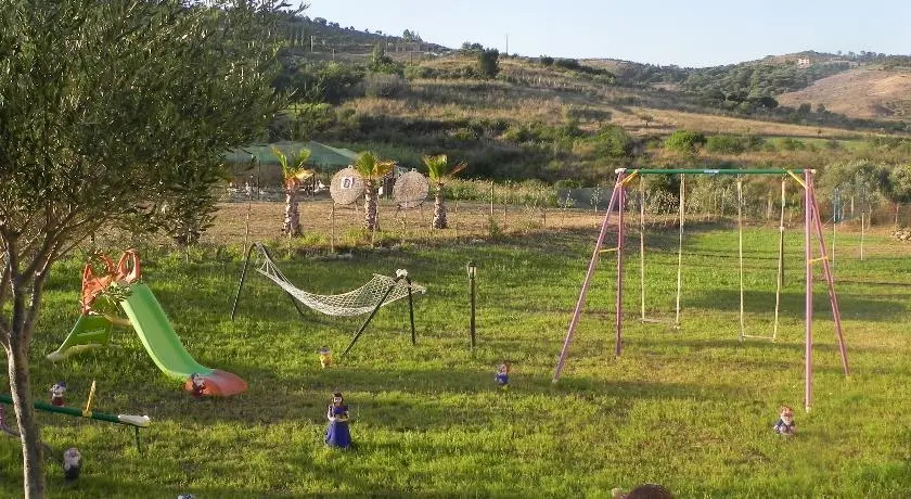 Elios Country Village