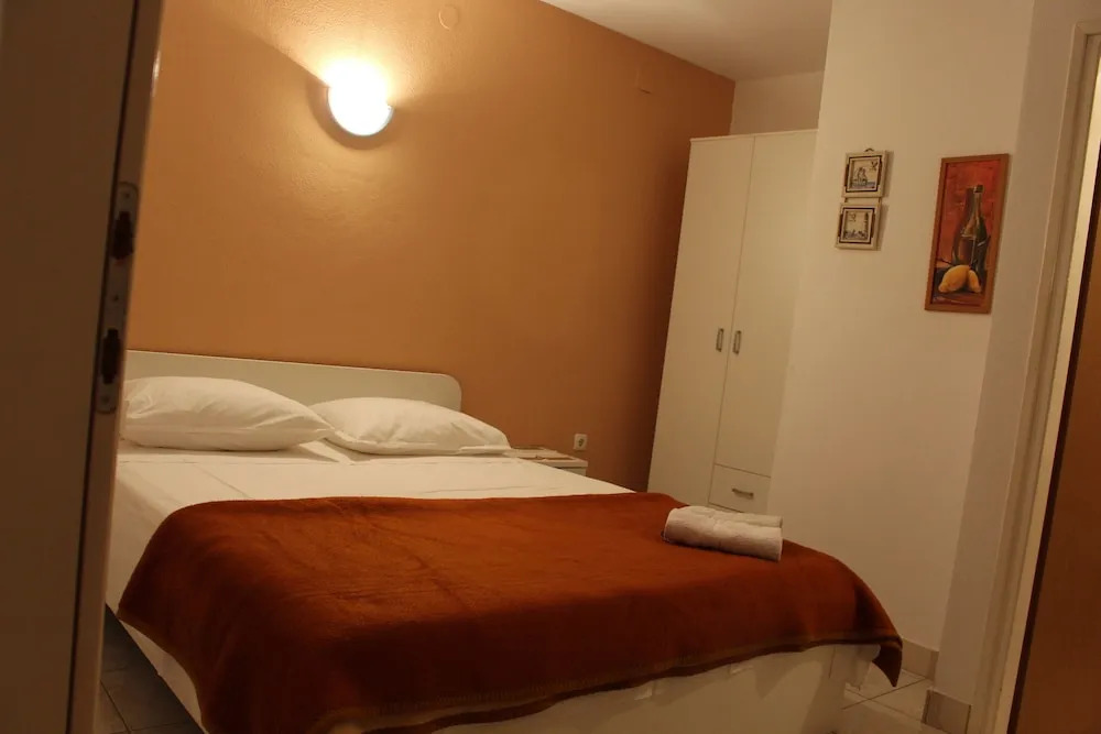 Apartmani Emilio Novalja