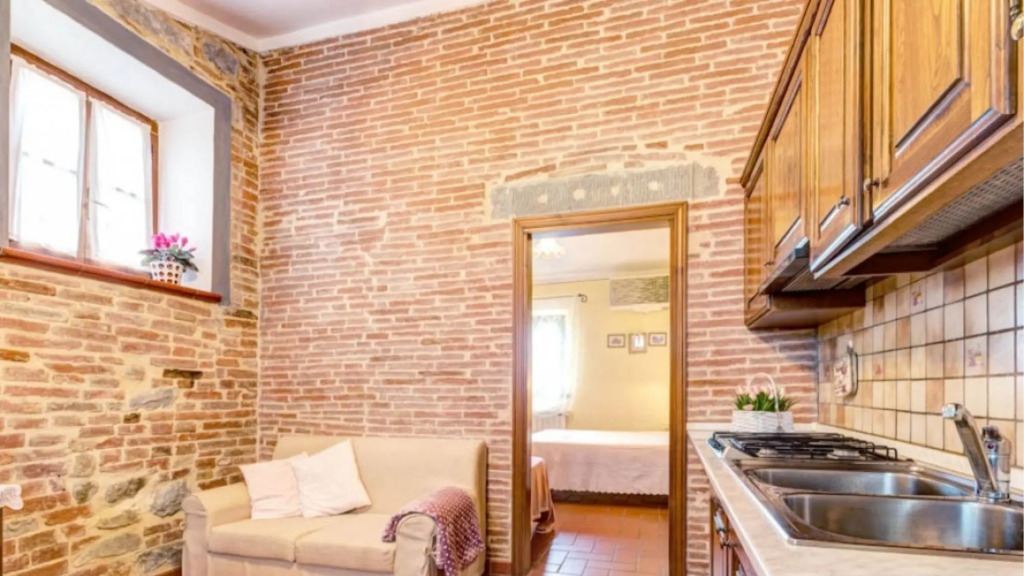 Indipendent Residence for 24 Guests Composed of 7 Apartaments Pool-fattoria GLI Ziri