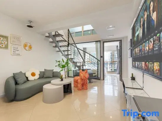 Youxing Using·High-altitude Scenic Homestay (Jiefangbei Area Hong Ya Dong)