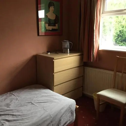 Lowry House Hotel in Walsall