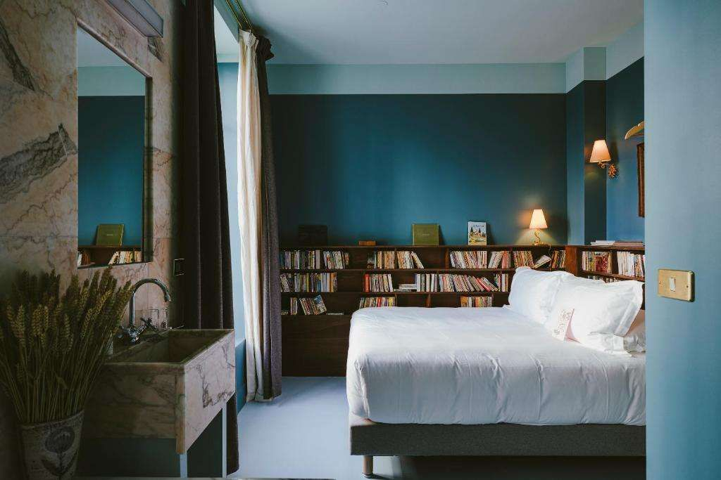 HOTEL AMOUR NICE