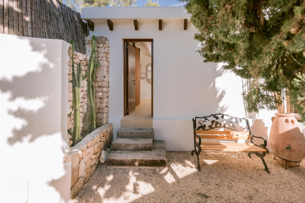 Can Furnet in Ibiza With 4 Bedrooms and 8 Bathrooms