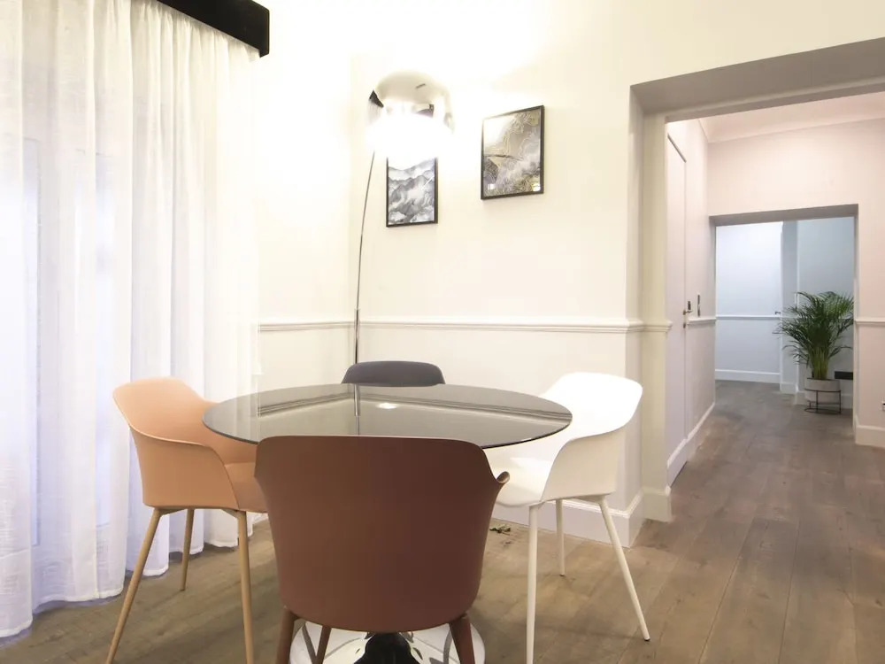Gemini Suites Navona