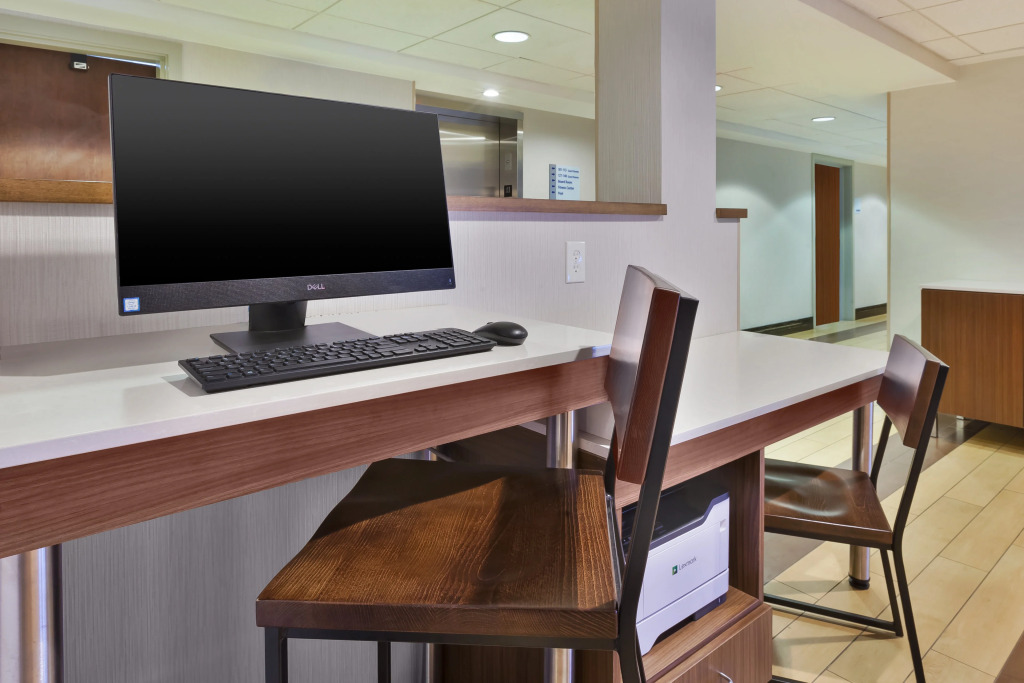 Holiday Inn Express - Waldorf by IHG