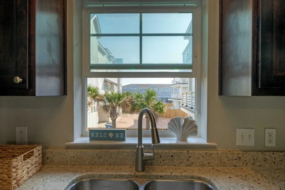 Stylish Condo w/ Pool & Spa Access, Wak to Beach Beach Breeze by Avantstay