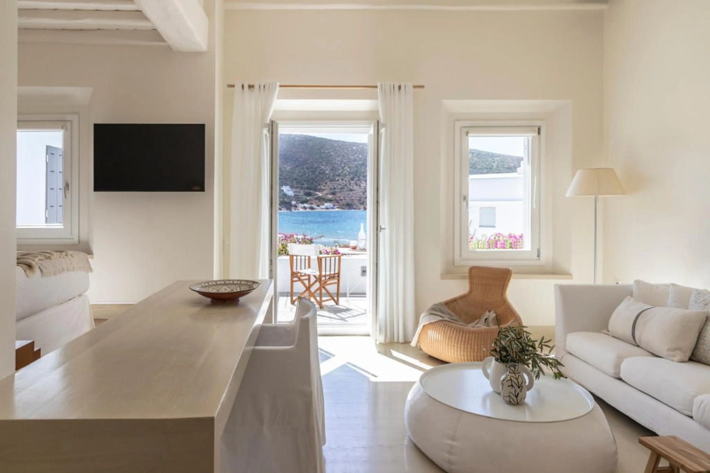Elies Resorts