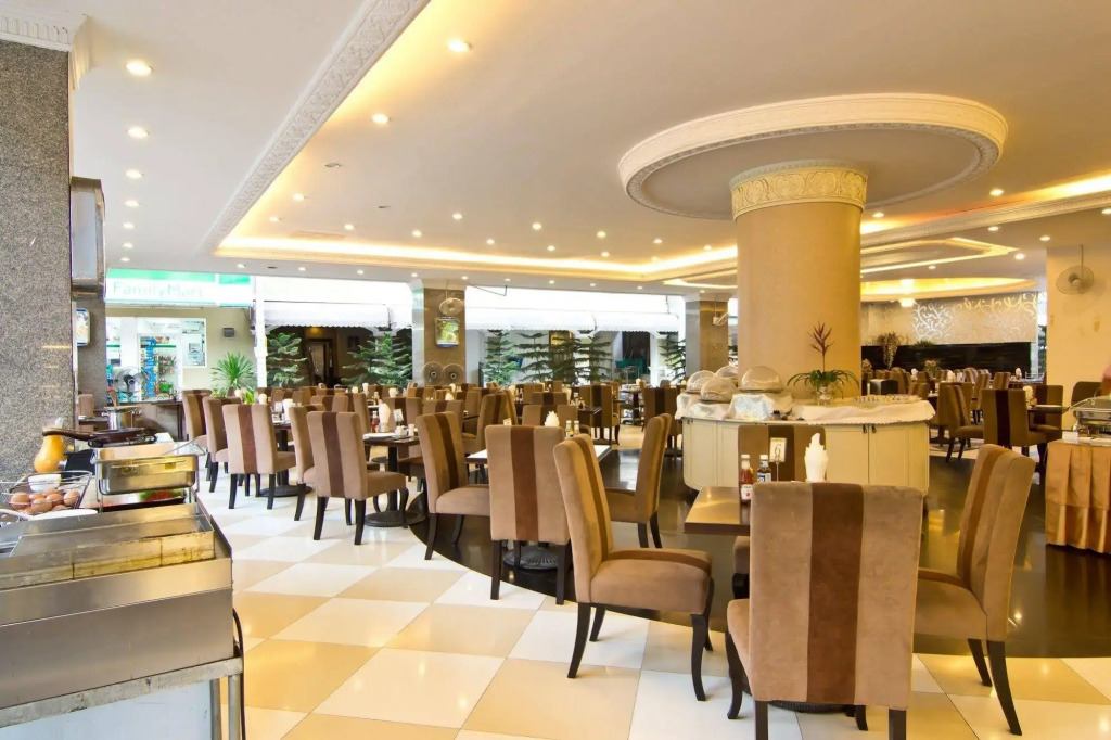 LK Royal Suite