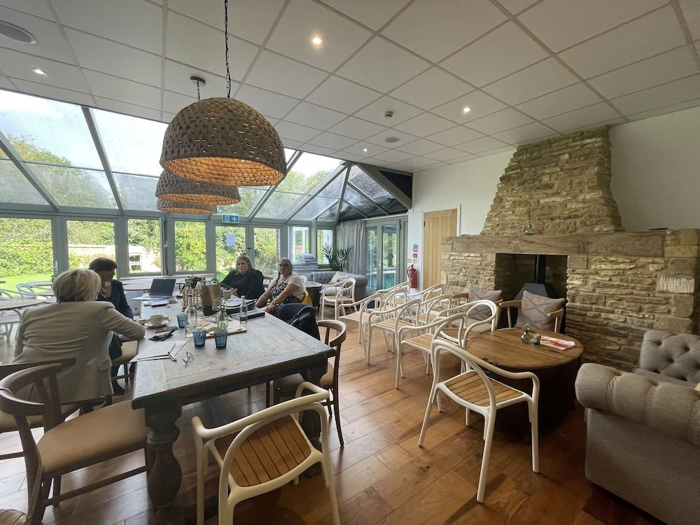 Holbrook Manor & Spa