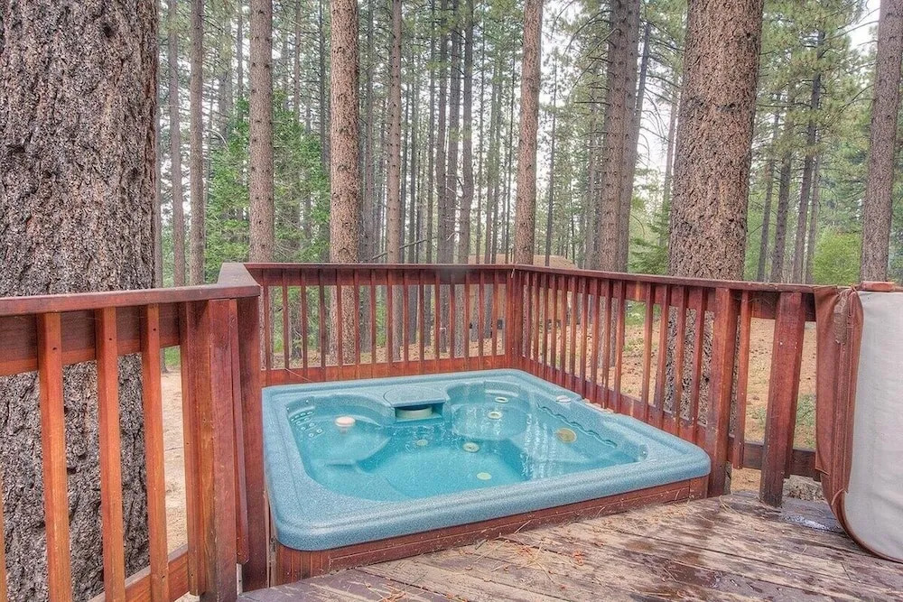 River Rock Retreat 4 Bedroom Home by RedAwning