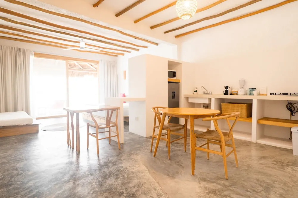 Punta Blanca | Beachfront Boutique Hotel