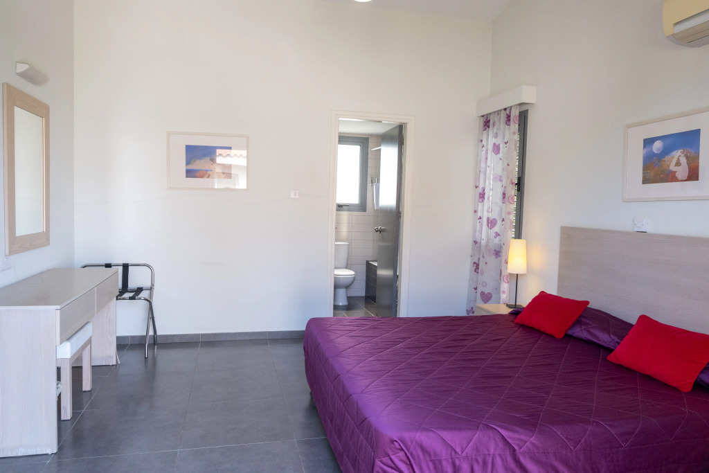 Natura Beach Hotel And Villas
