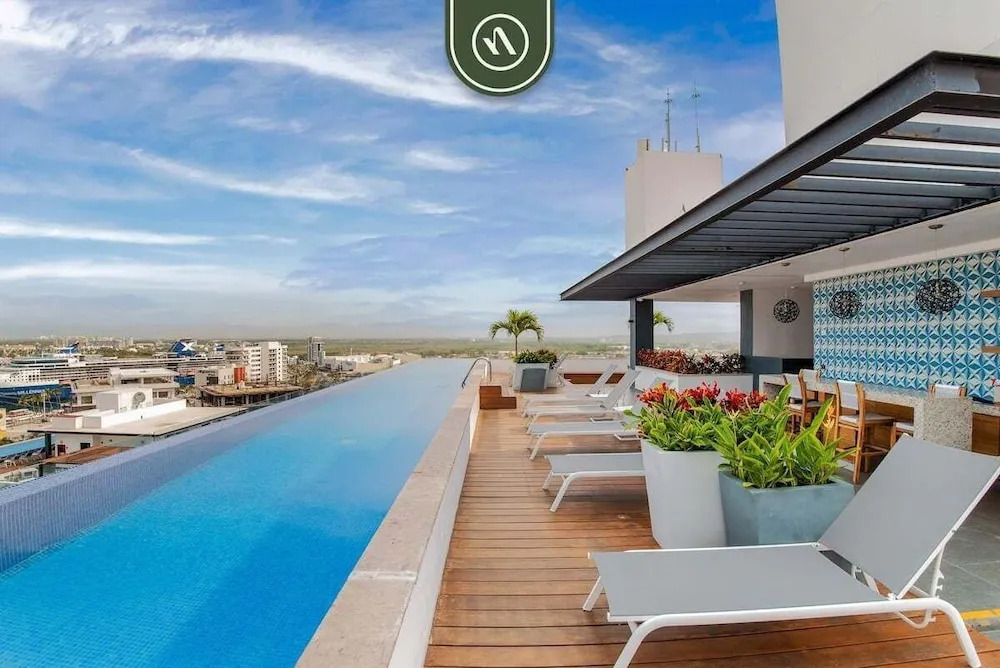 Equipped 1BR Condo With Private Balcony - Pool