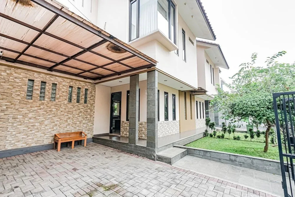 SPOT ON 2062 成双旅馆(SPOT ON 2062 Doublet Guest House)