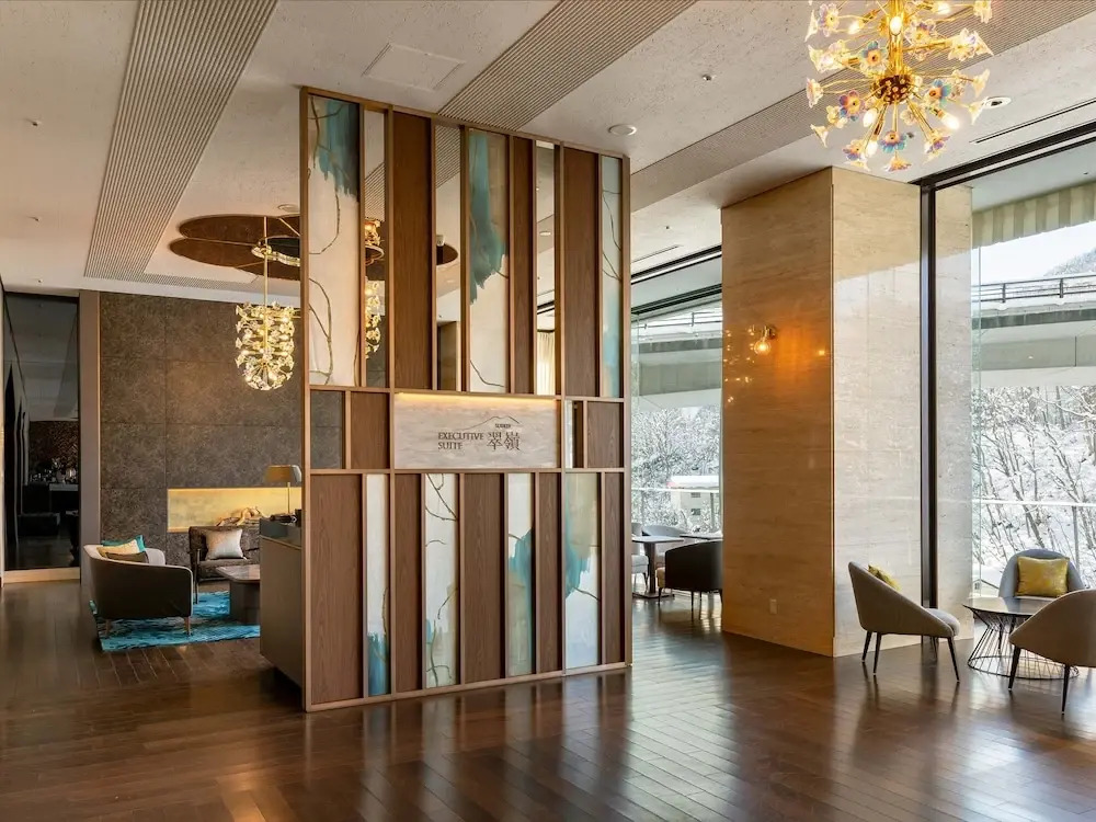 Executive Suite SUIREI