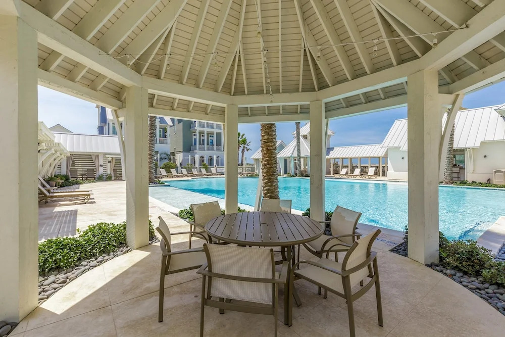 Palmilla Sunset Townhome 3 Bedrooms 3.5 Bathrooms Townhouse