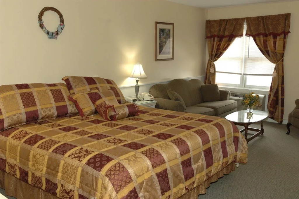 Merrill Farm Inn