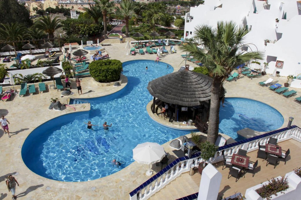 Regency Torviscas Apartments and Suites