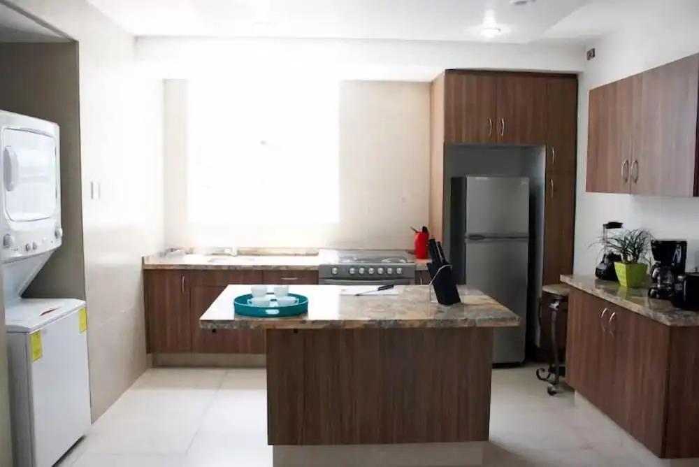 Big & Beautiful Apt Super Located - Adults only