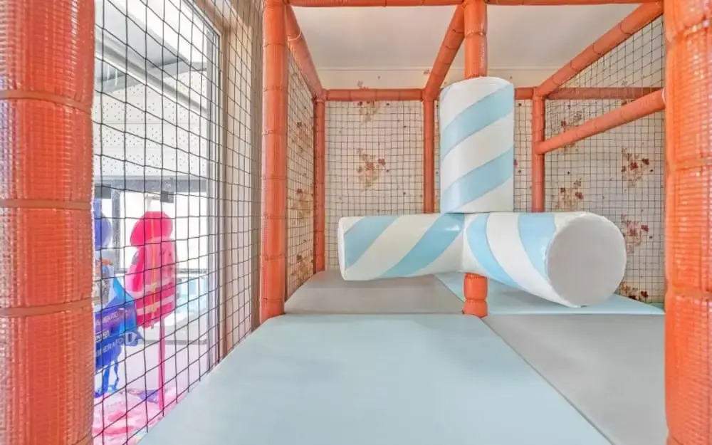 Daebudo Sunshine Kids Pool Villa