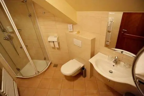 Gostilna in motel Pri Lešniku