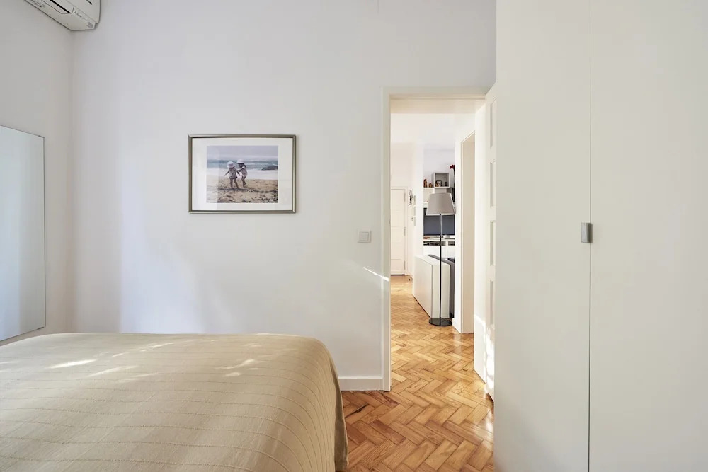 Lisbon Haven \- Family Apartment by the Metro w\/AC
