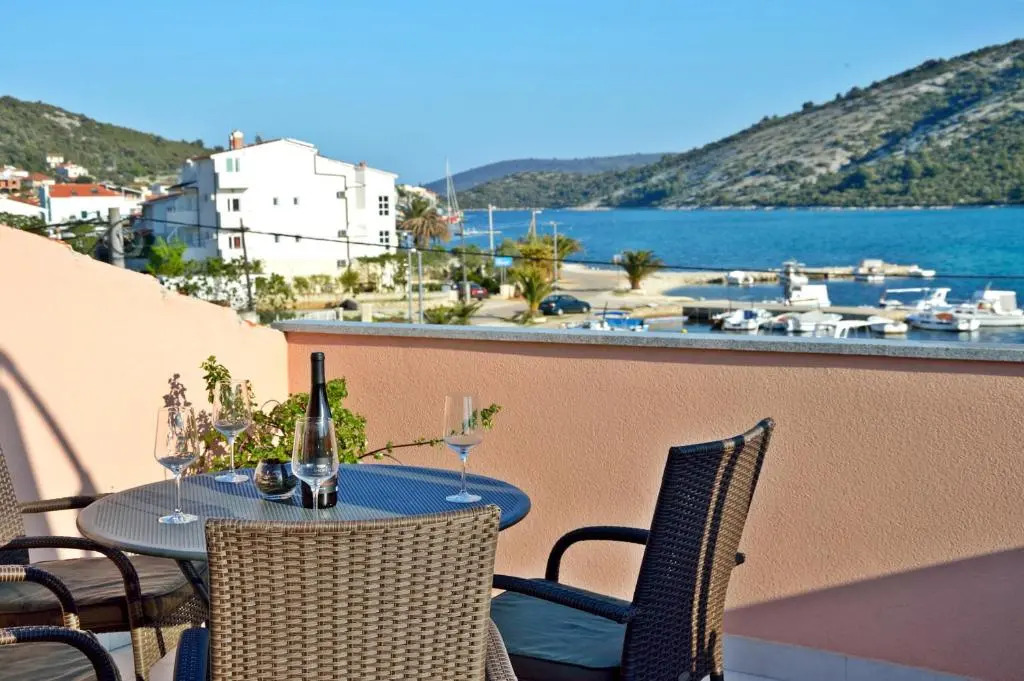 Apartments Maris