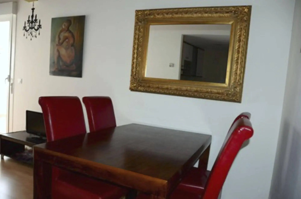 Apartamentos Auhabitat Zaragoza, edificio de apartamentos turísticos