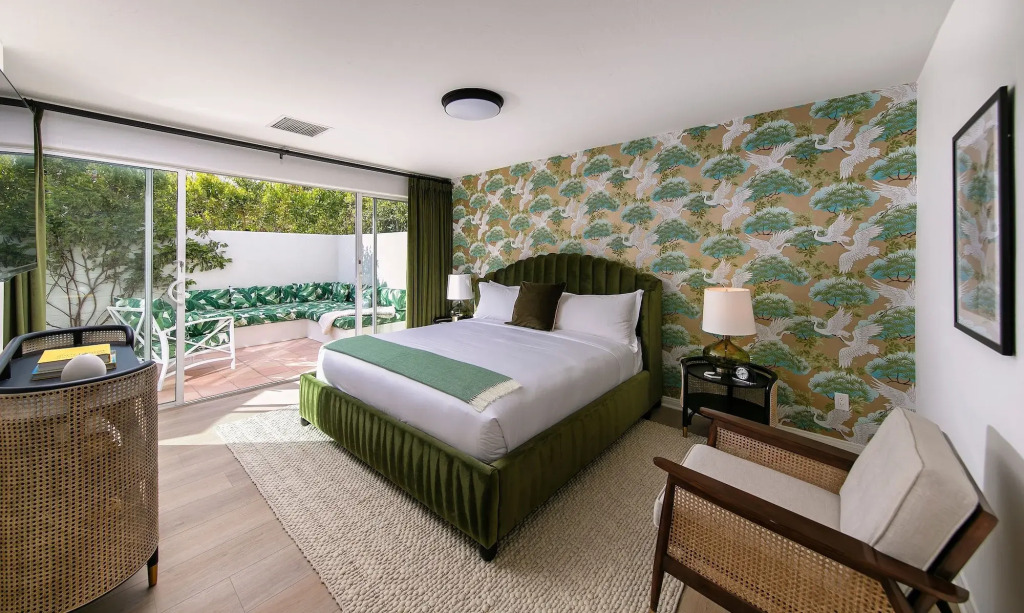The Colony Palms Hotel and Bungalows