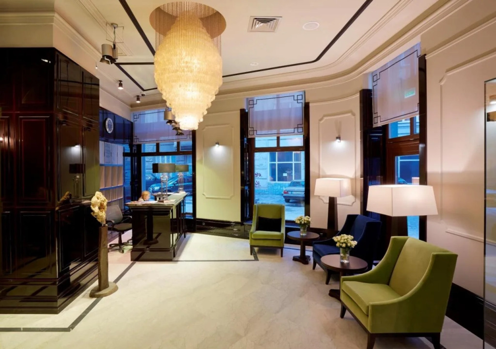 Astoria Hotel