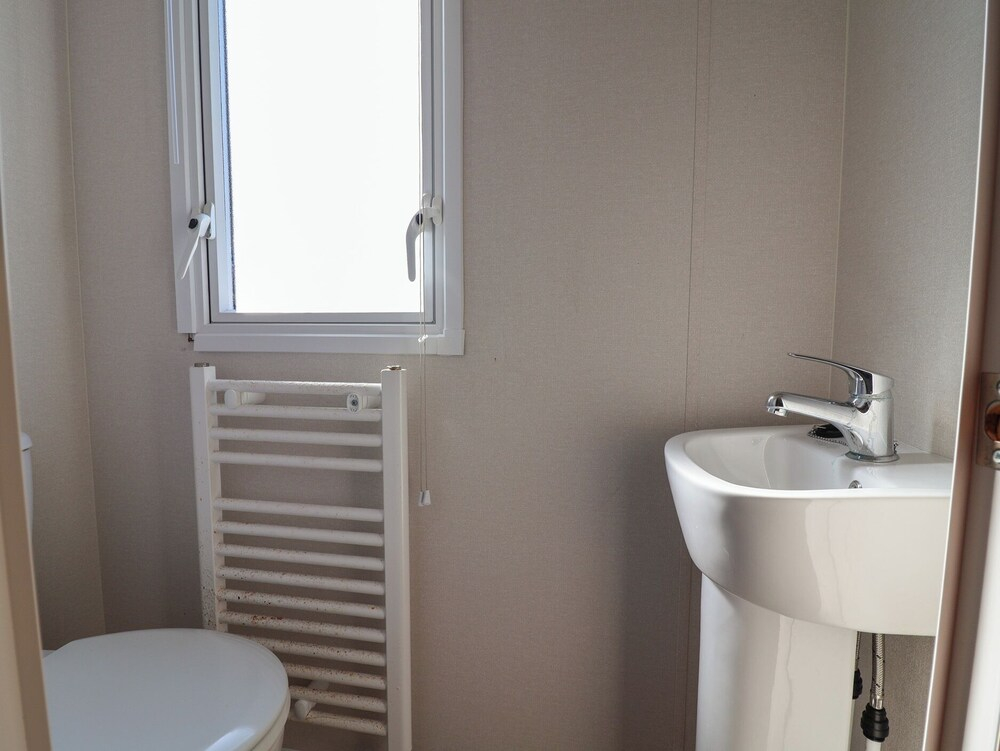 Golden Sands Kinmel Bay - 20528