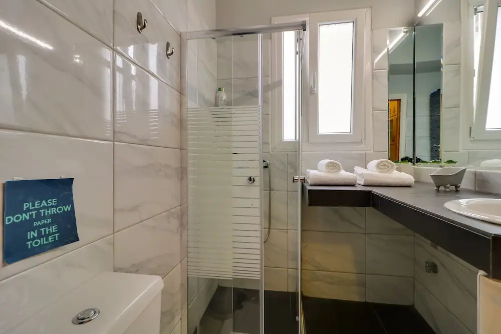 Parliament Syntagma Apartment by Living-Space