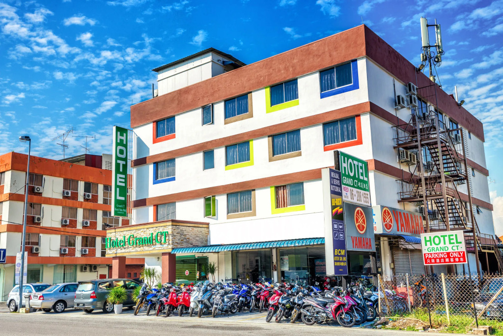 Hotel Zamburger Grand City