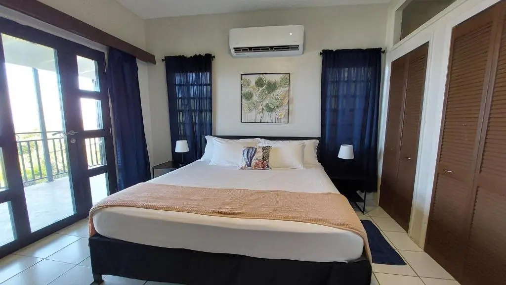 Passion Fruit, Apartment for work or getaway
