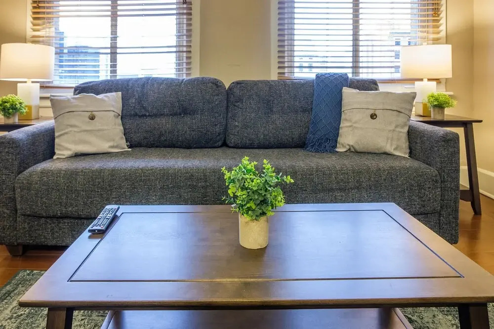 FRONTDESK Hibernia Tower Apts Downtown New Orleans