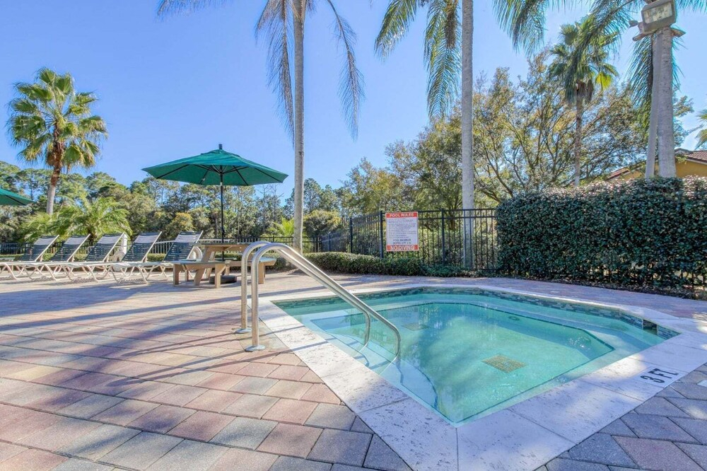 8460 Crystal Cove Loop 3bed