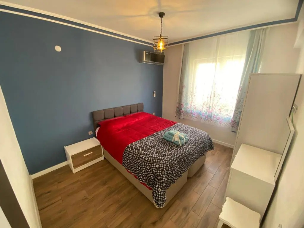 Antalya Sunsets, Seaview, Next to Old Town, 3 BR, Elevator
