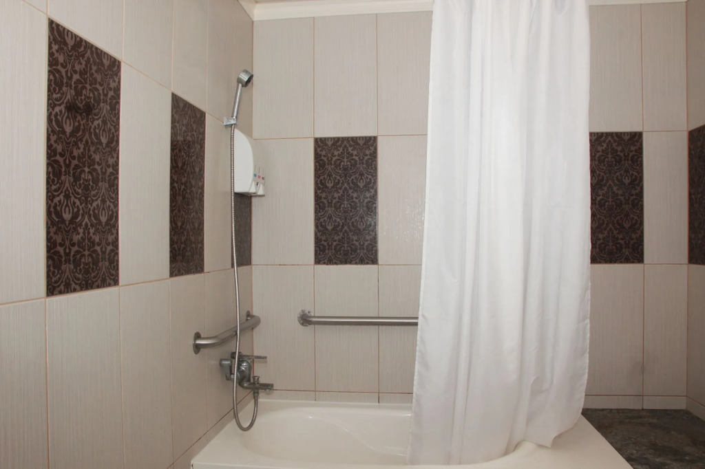 Holiday Saipan Hotel
