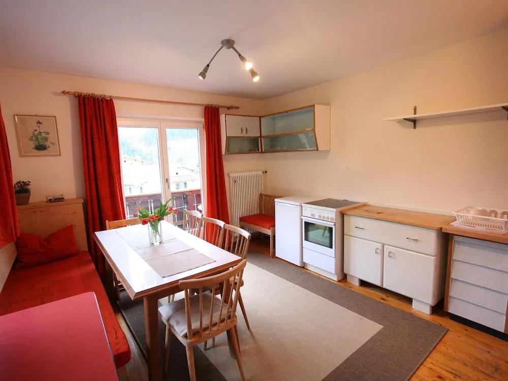 Lovely Pet-friendly Apartment in Hopfgarten