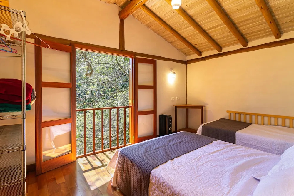 Casa com área gourmet perto do Parque Amantikir