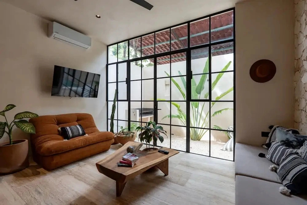 Bohemian 2BR Boutique Condo in Trendy La Veleta