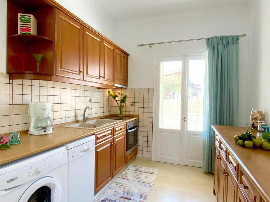 Villa Olga Kassiopi with private pool by DadoVillas