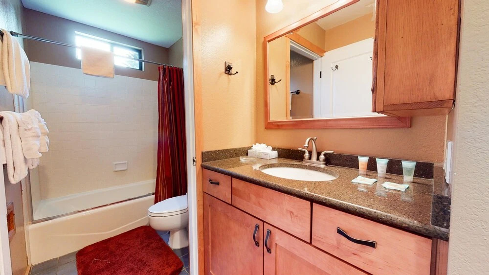 Snowcreek II 247 Pet-Friendly, Cozy, On the Snowcreek Meadow by RedAwning
