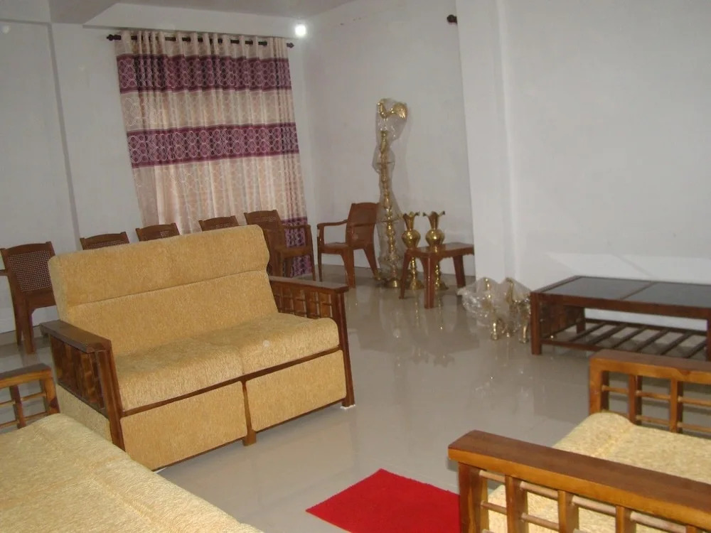 Ella Sashen Hotel