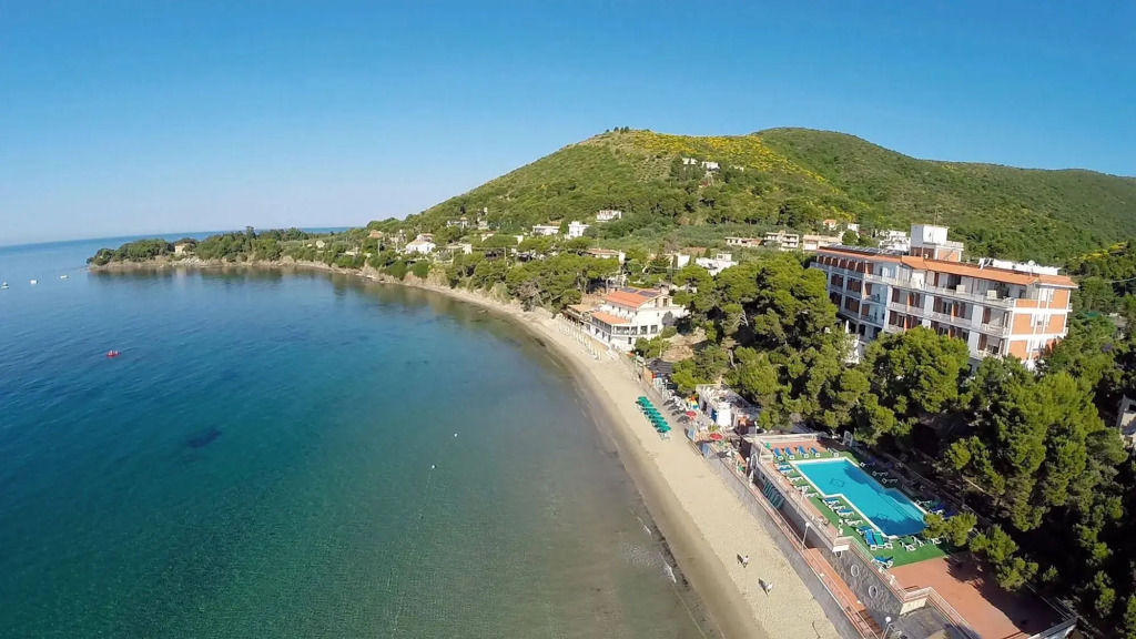 Hotel Punta Licosa