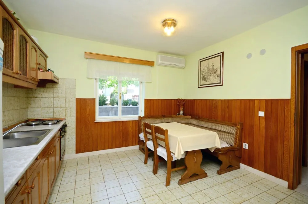 Apartment Veljko