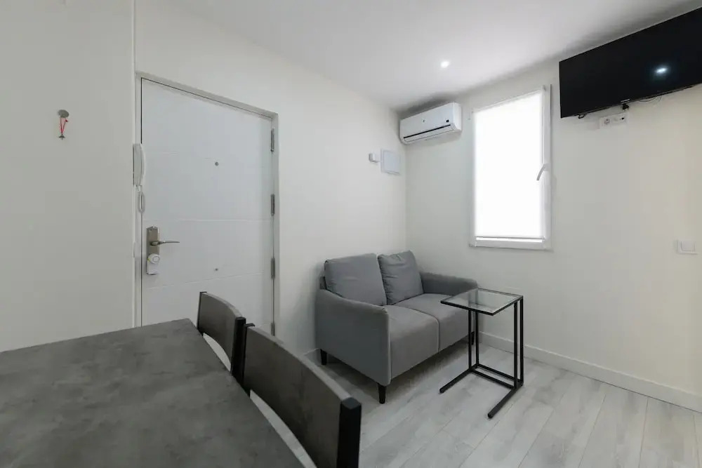 M Mdl92 Alquiler Mensual en Madrid Piso Moderno