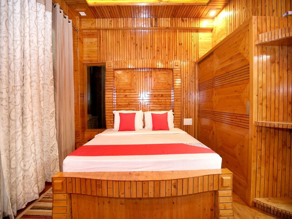 OYO 13038 Home Boutique 3BHK Kumarhatti