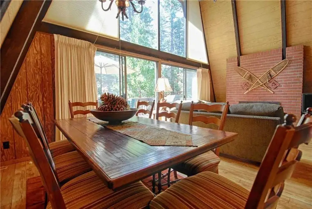 Large Deck and Bonus Room Plus Unique Features #146